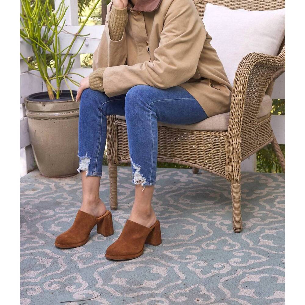 NEW SEYCHELLES women's honor suede high heel clogs in brown - Picture 9 of 10